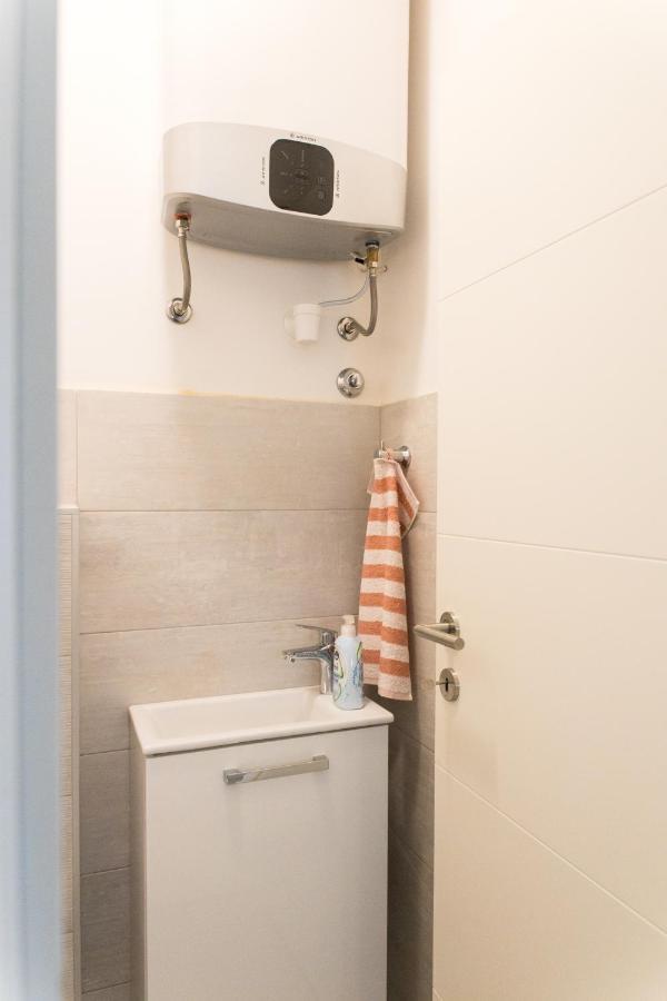 Apartment Zara - Luxury Apartment With Private Pool Exterior foto